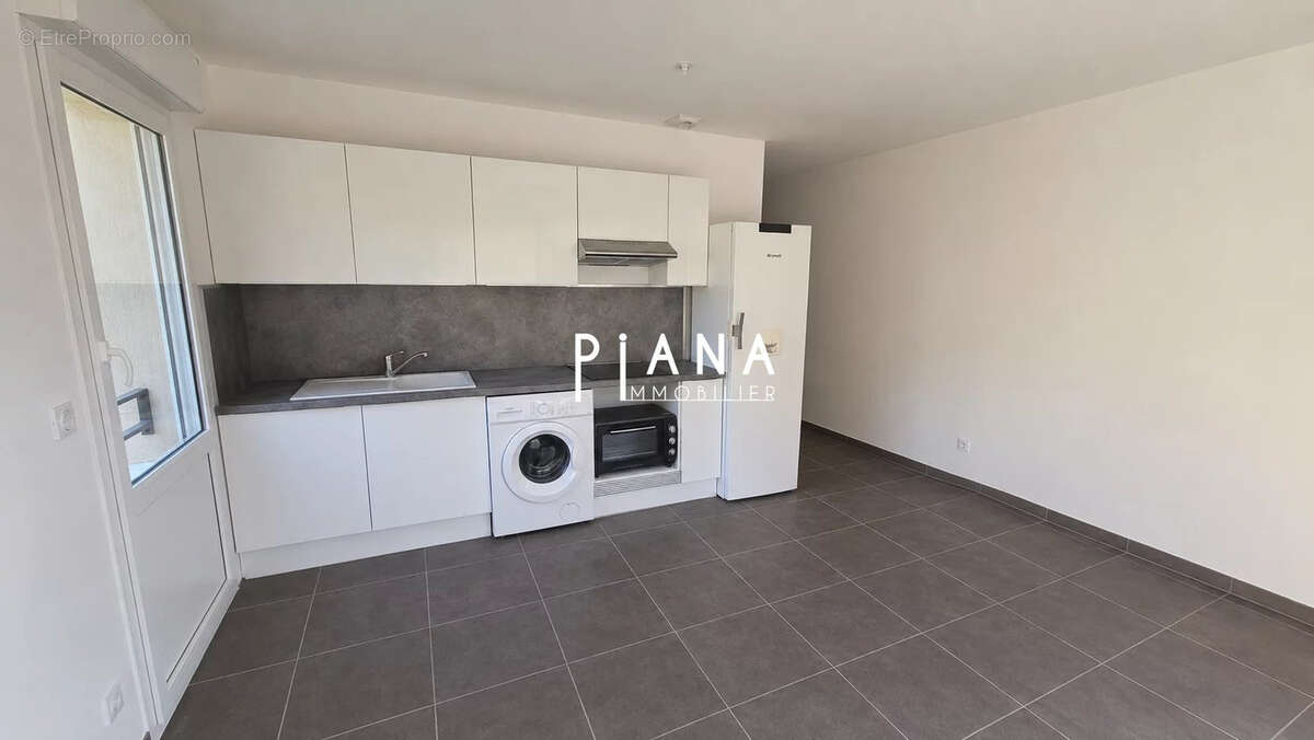 Appartement à GREASQUE