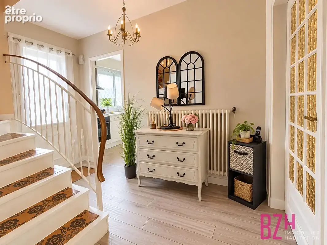 Maison Saint Ave - 4 chambres - garage- gare- hopital - 851 m² de terrain - photo 4
