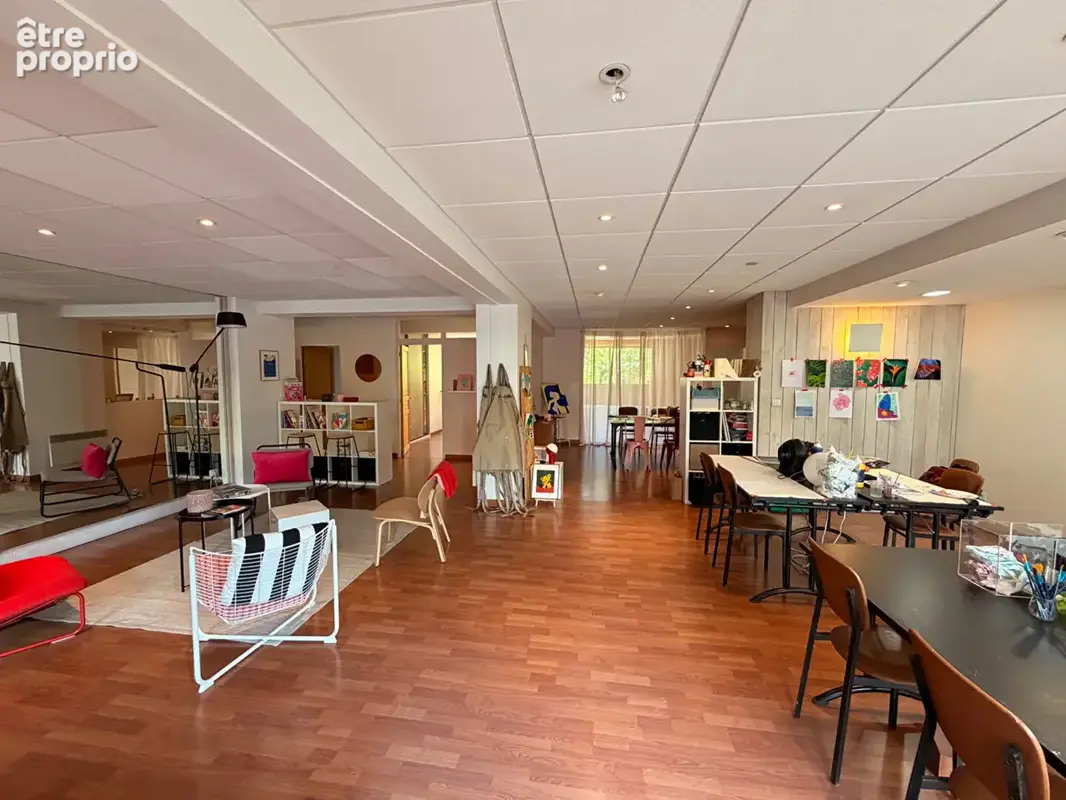 Local Commercial / Monplaisir Lyon 163 m2 + Garage et stationnement - photo 3