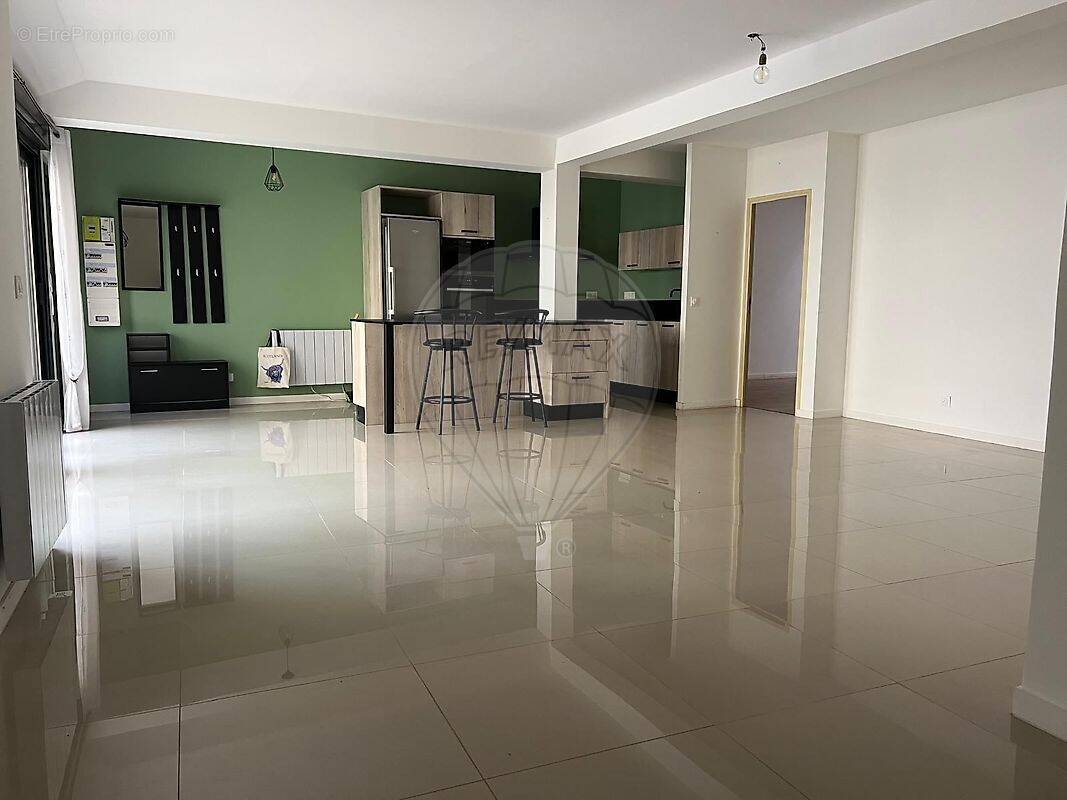 Appartement à MONTEREAU-FAULT-YONNE