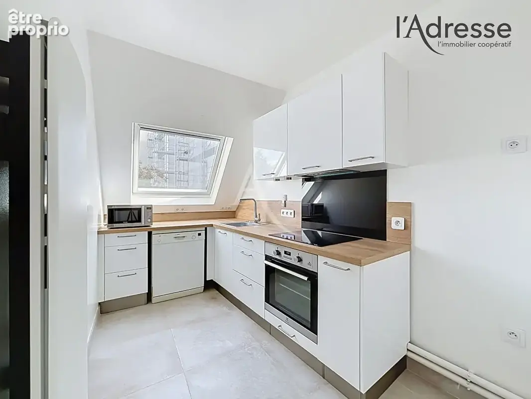 Suresnes Gambetta - Appartement Suresnes 2 pièces 46m² avec terrasse - Parking et Cave - photo 3