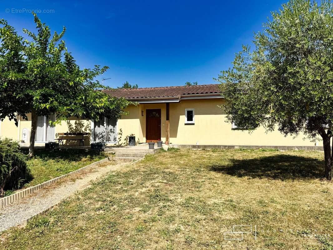 Maison 160 m² à Preignan  - photo 21