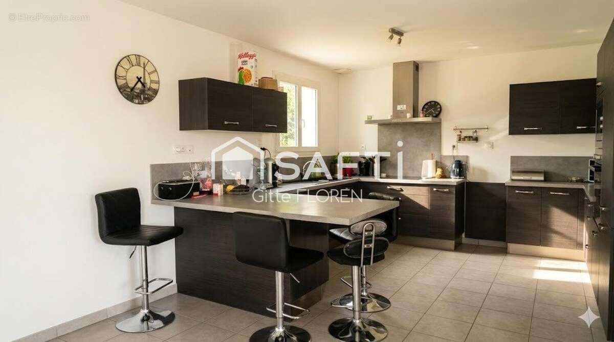 Photo 3 - Maison à SAINT-SULPICE