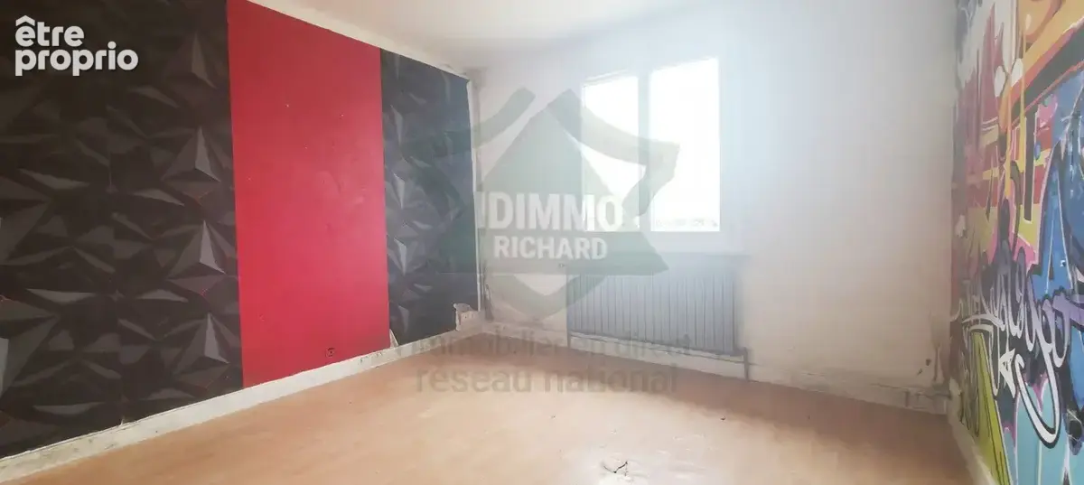 Maison 3 chambres, combles aménageables de 83 m2, sous-sol total et dépendance de 44 m2   Lorcy (45490) - photo 11