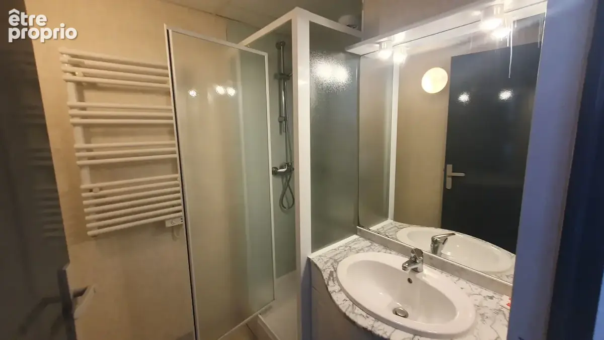 Lot de 2 studios meublés - 1 loué + 1 libre - port de rochefort - photo 12