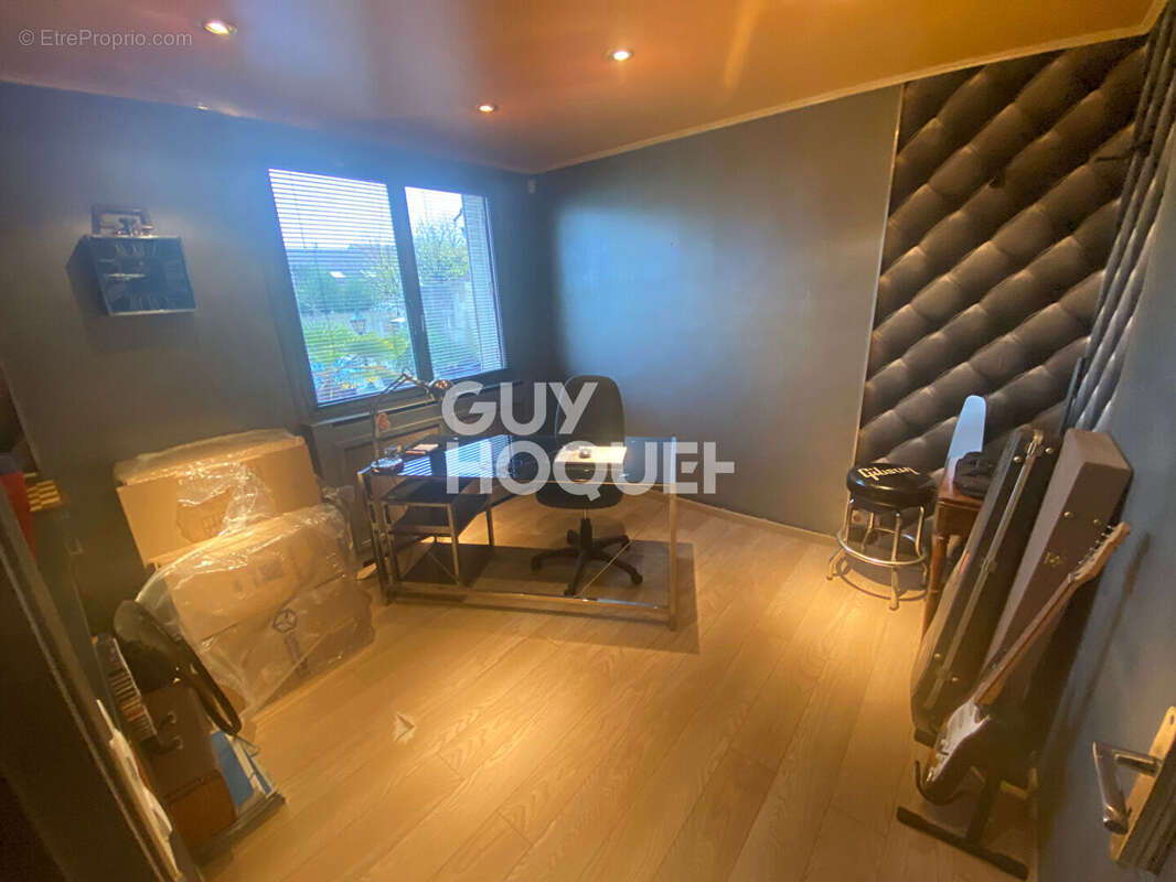 Maison à LE BLANC-MESNIL