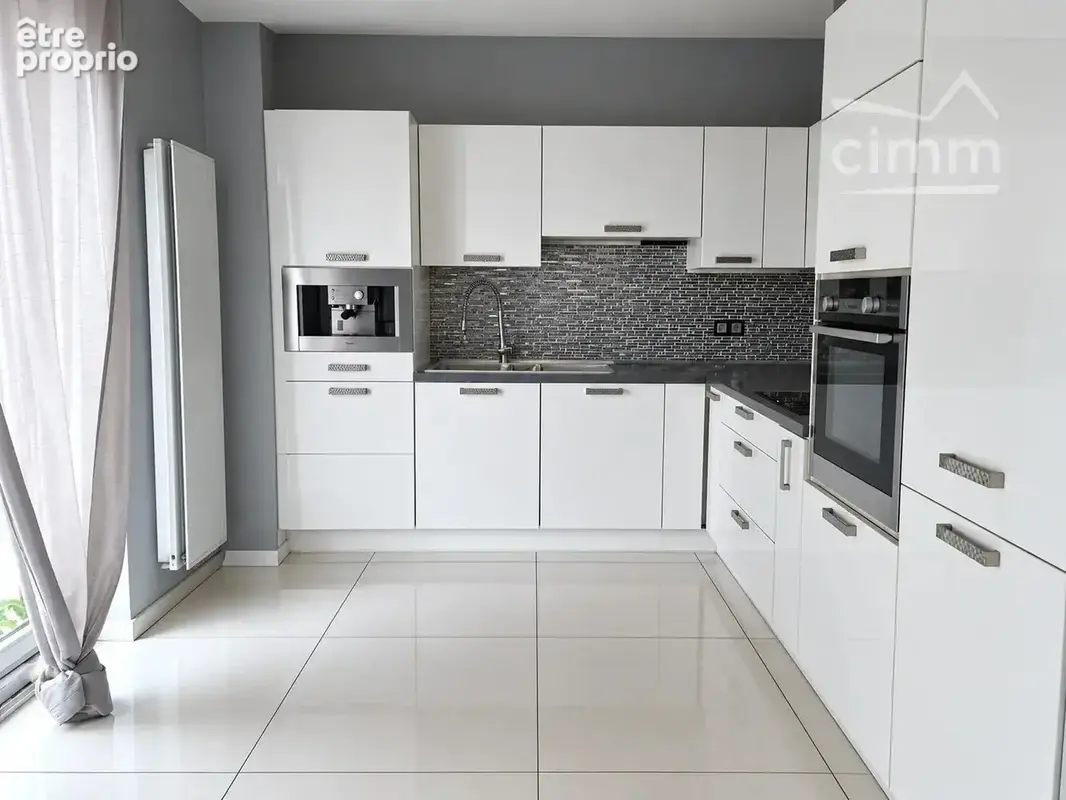 Maison mitoyenne de 129.76 m² à PETITE ROSSELLE - photo 2