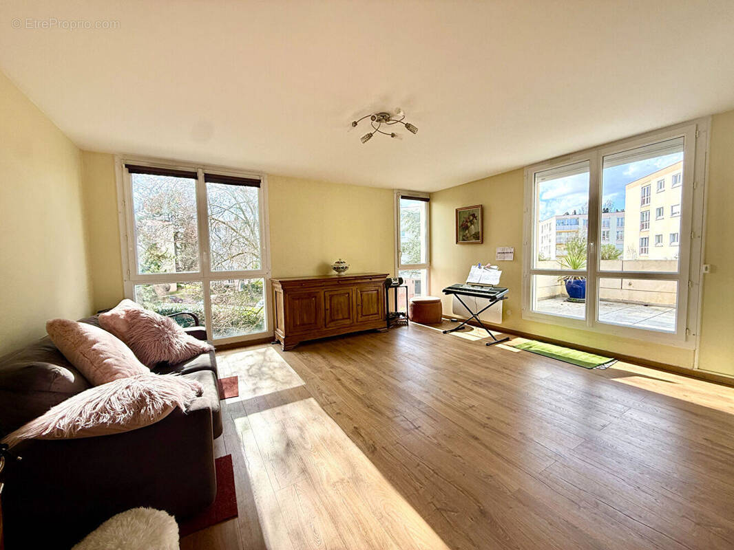 Appartement à YERRES