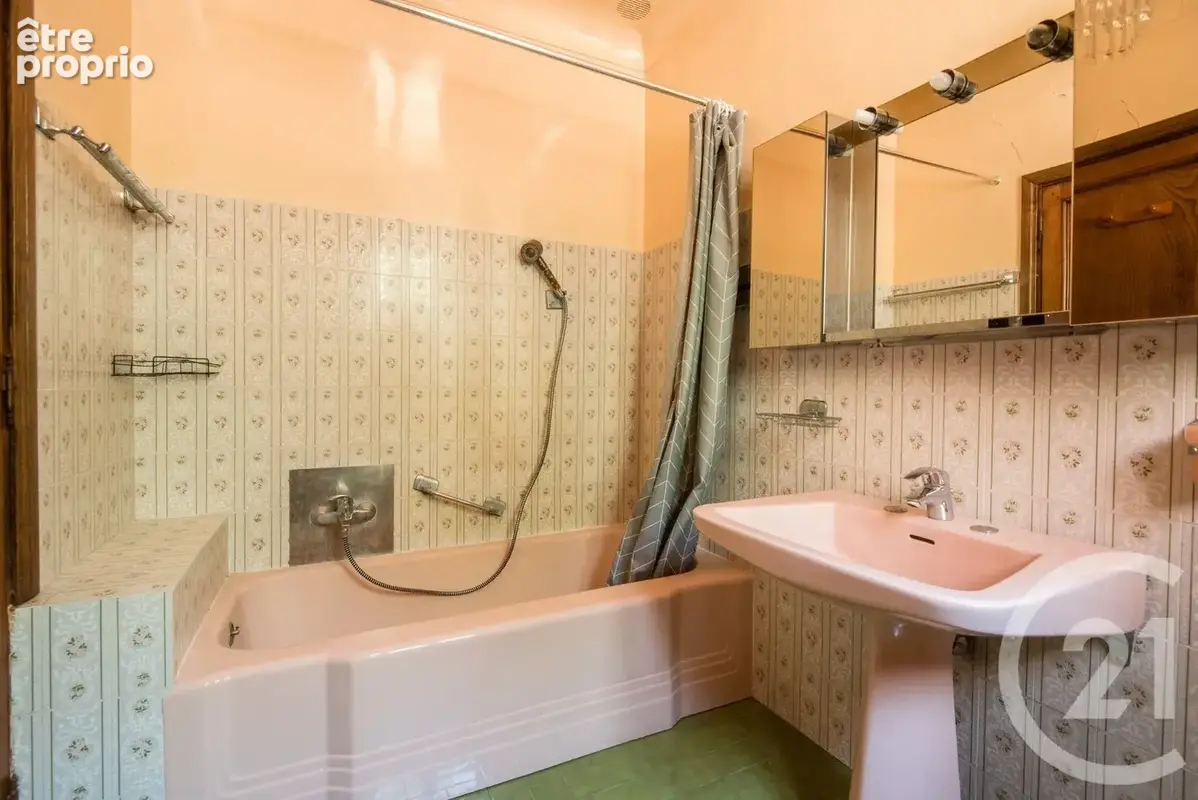 Maison 189 m² à Beausoleil  - photo 12