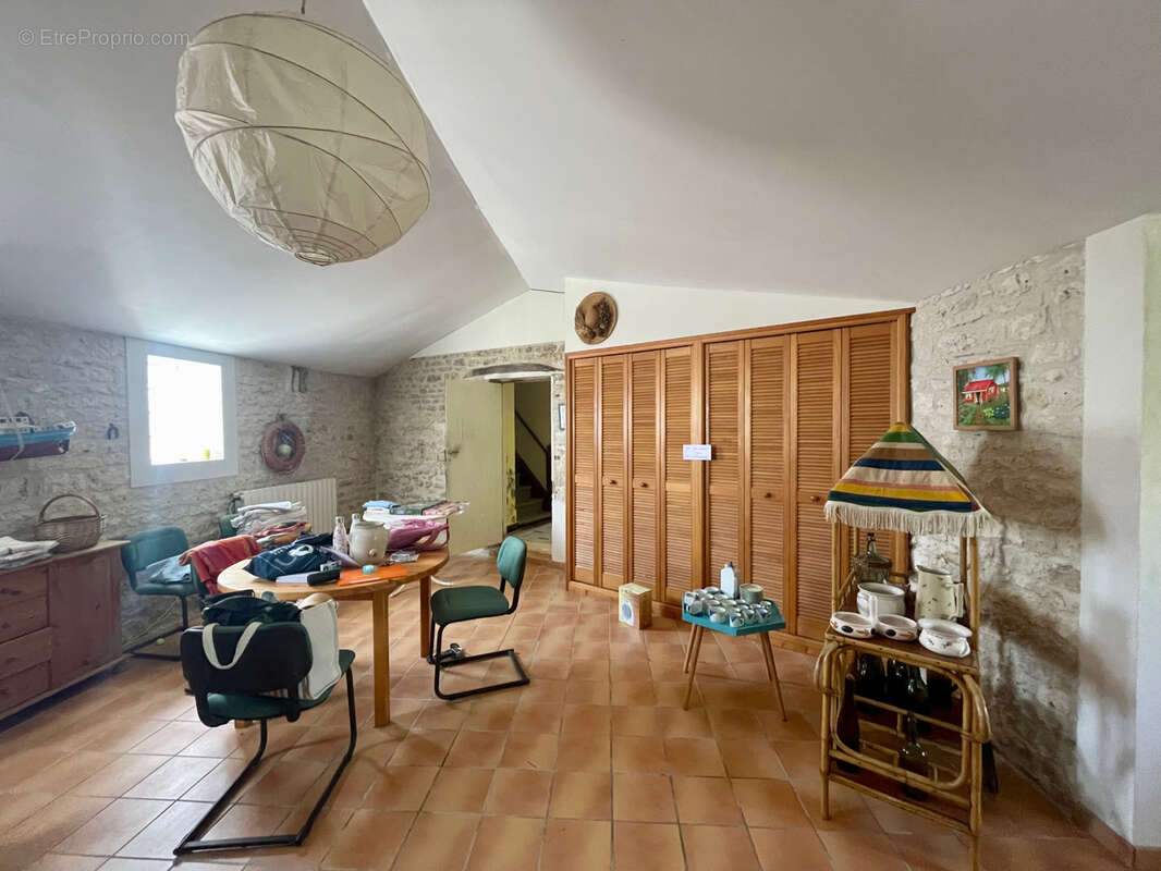 À deux pas de la plage, maison familiale avec jardin et garage - photo 3