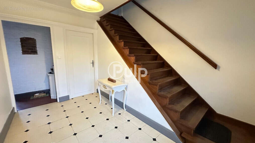 Maison à BRUAY-LA-BUISSIERE