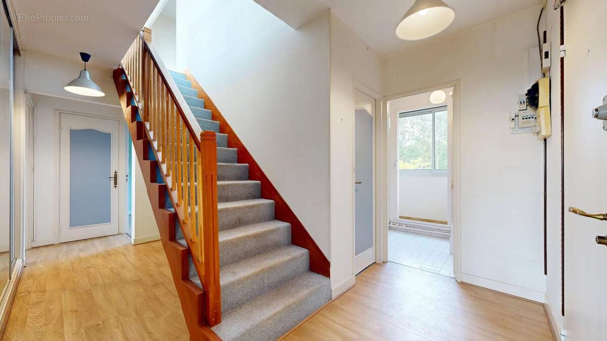 Appartement 116 m² à Gagny  - photo 11