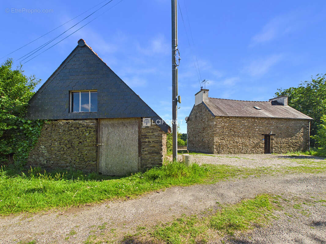 Maison à PLONEVEZ-DU-FAOU