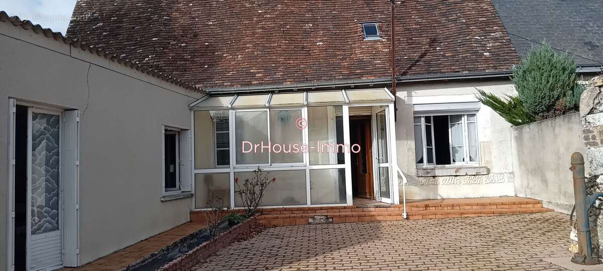 Maison à NEUILLE-PONT-PIERRE