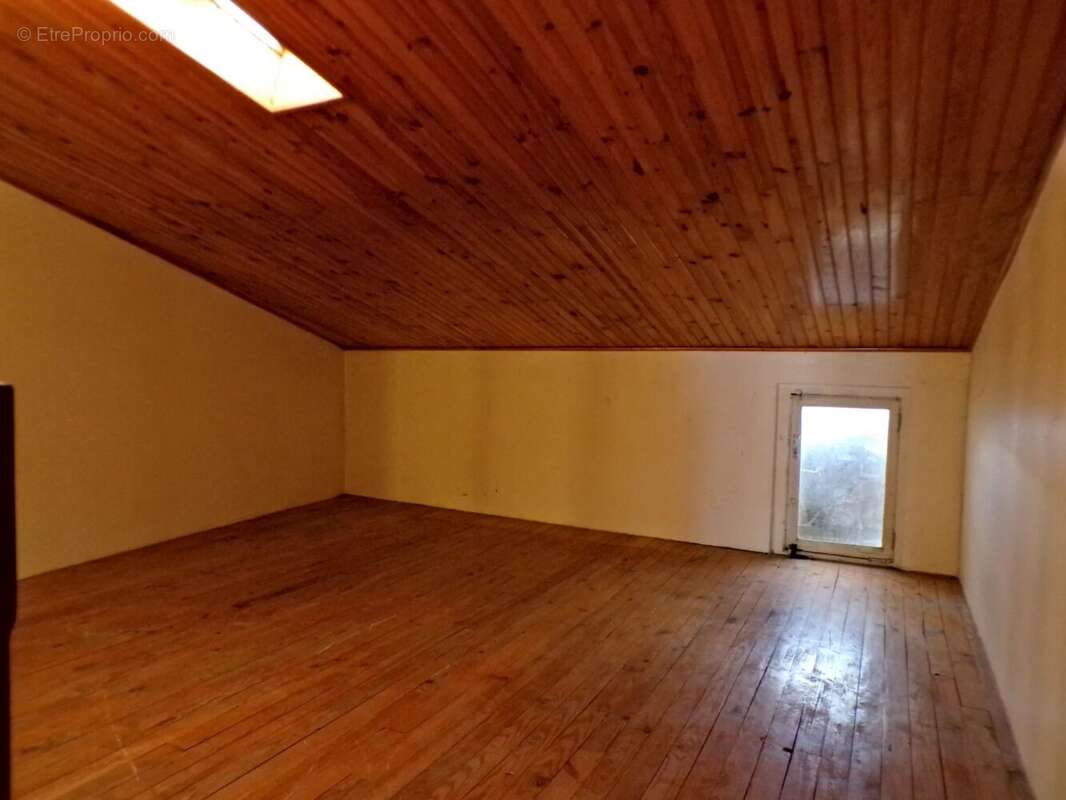 maison de village en pierre - photo 7
