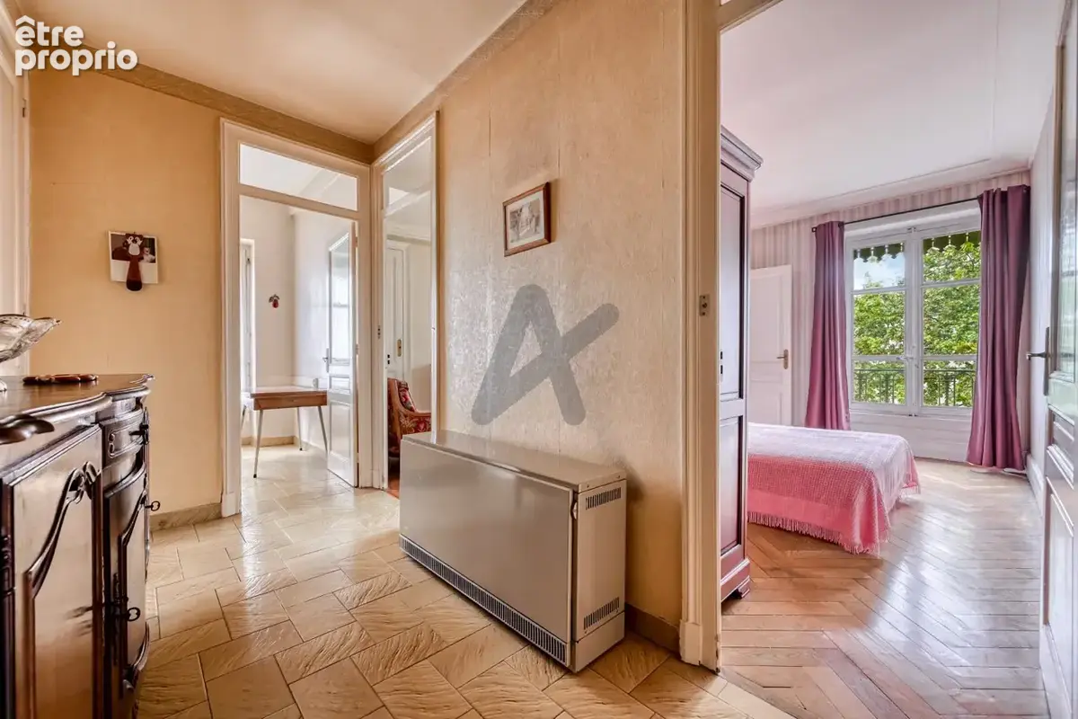 Lyon 7 - Jean-Macé: Un appartement T2 de 52m2 en étage élevé avec vue dégagée. - photo 7