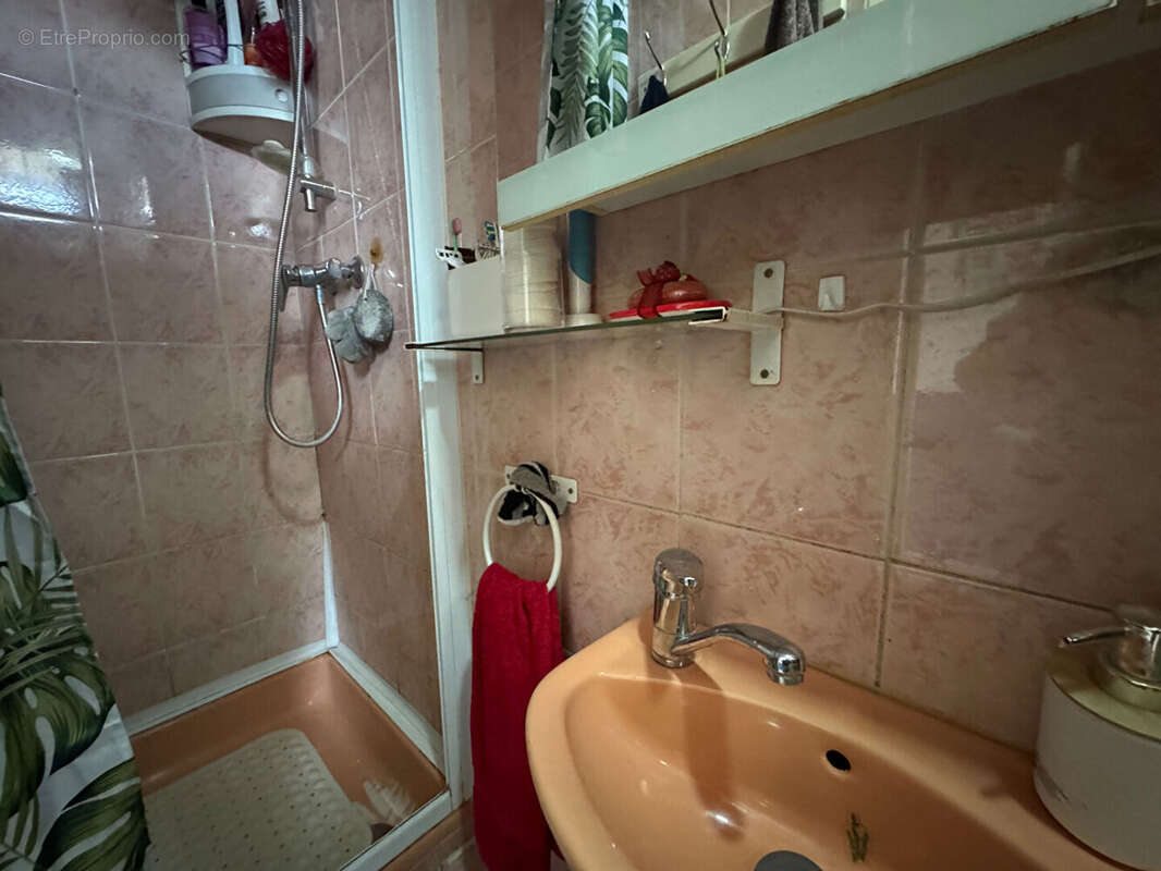 Appartement à AUBERVILLIERS