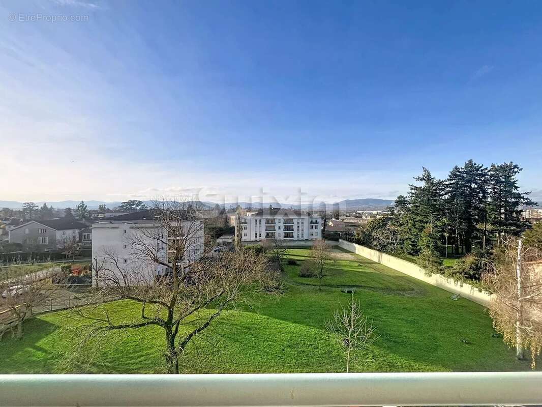 Appartement à BELLEVILLE