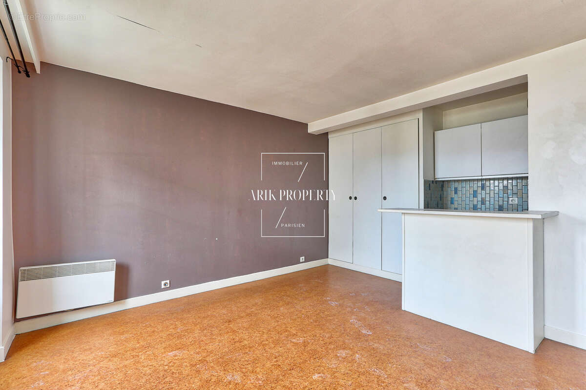 Appartement à CHARENTON-LE-PONT