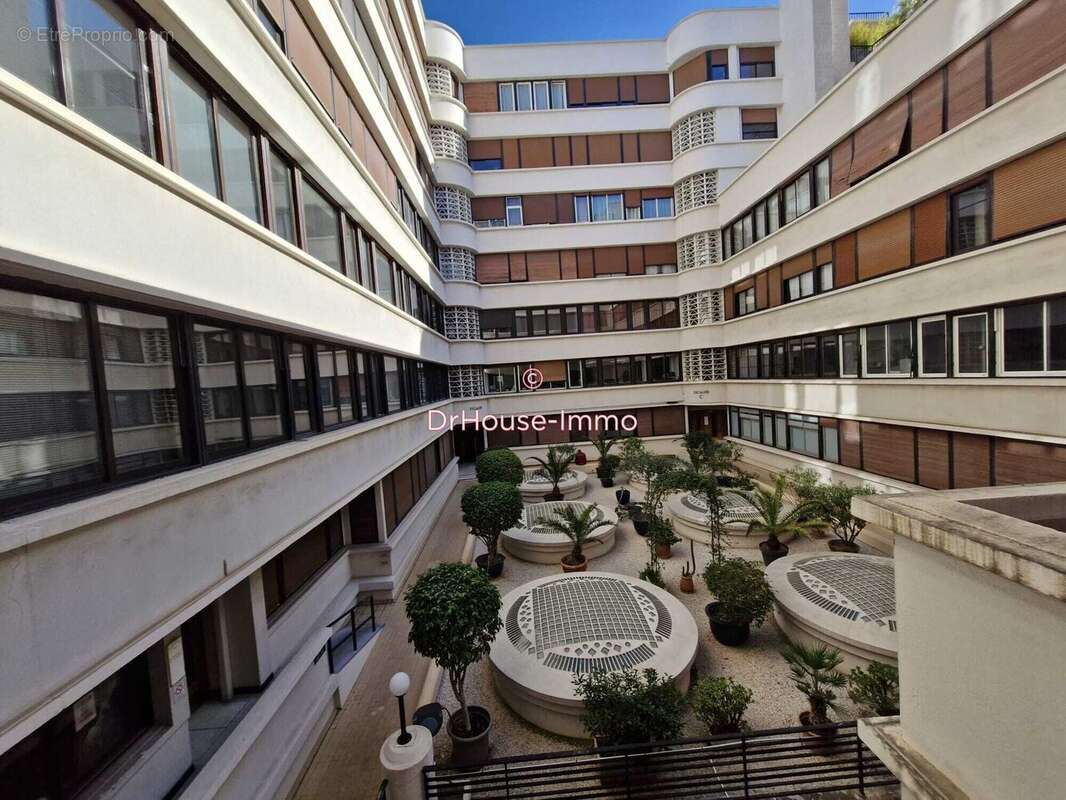 Commerce à TOULON
