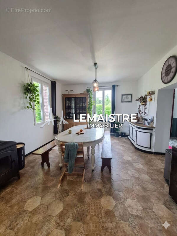 Maison de maître à vendre - Secteur Cany-Barville/Saint Valéry en Caux - 202 m² - 6 chambres - Dépendances - Terrain 1,2 hectare - photo 4
