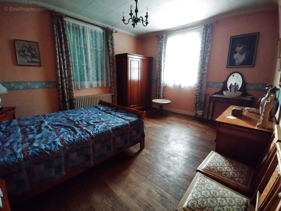 Maison à CLOYES-SUR-LE-LOIR