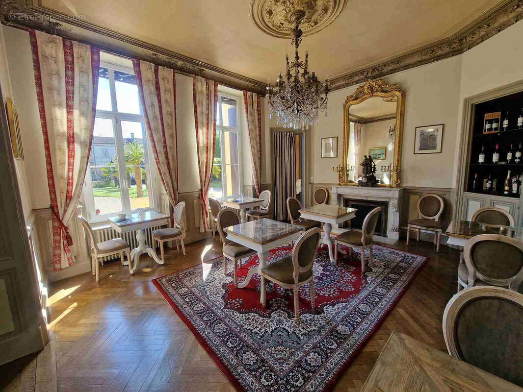Maison à BLAYE