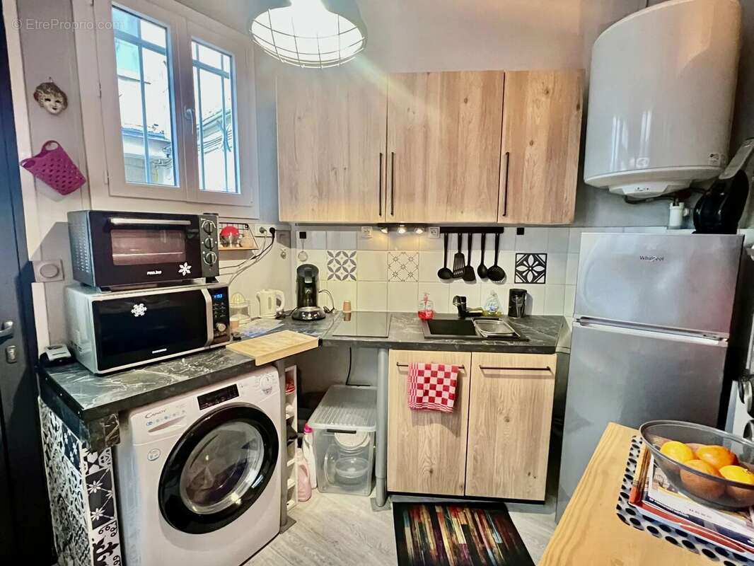 Appartement à PARIS-10E