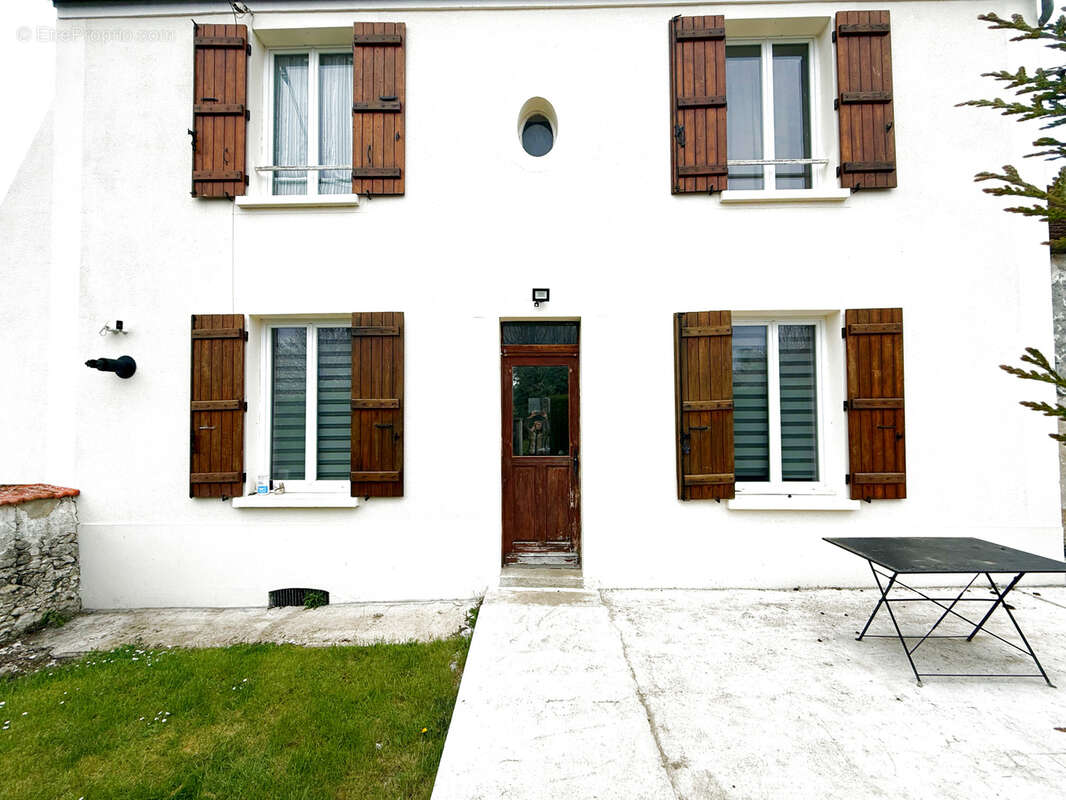 Maison à JOUY-SUR-MORIN