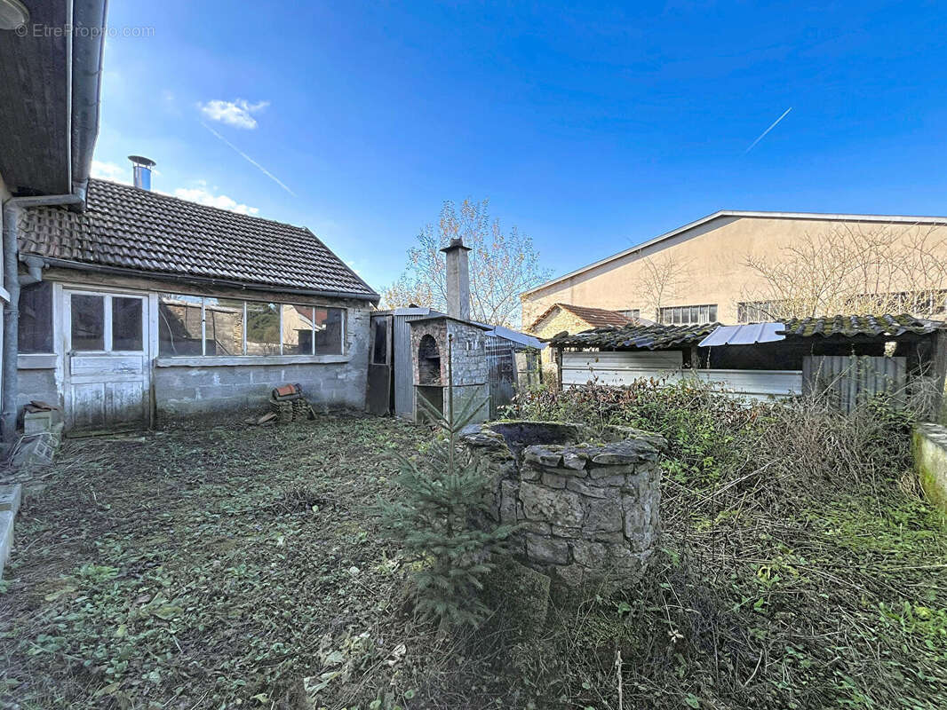 Maison à LIFFOL-LE-GRAND