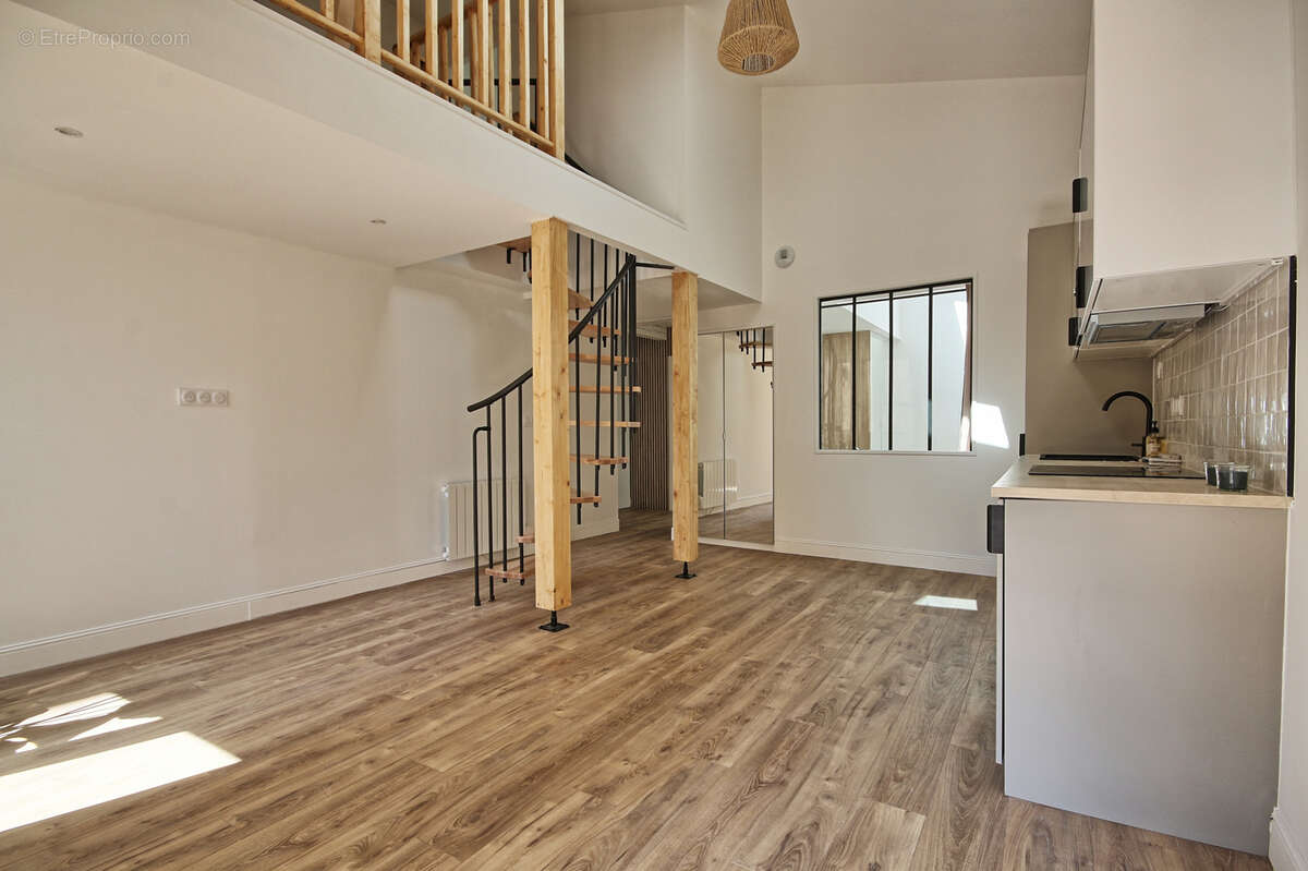 Appartement à BORDEAUX