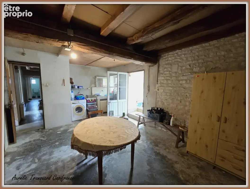 Maison CLIMATISEE, à vendre 7 pièces FONTENET (17) belle CHARENTAISE avec chambre et bureau au rez-de-chaussée - photo 11