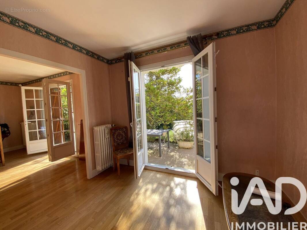 Photo 1 - Maison à AULNAY-LA-RIVIERE