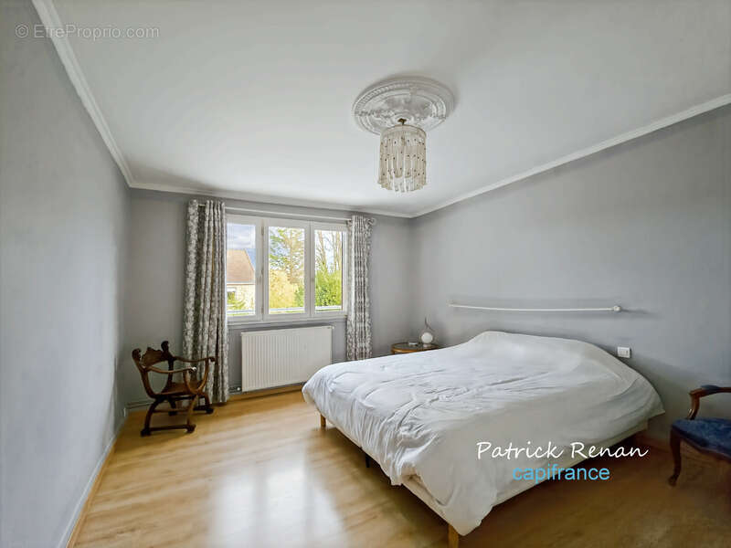 Maison à FONTENAY-LE-FLEURY