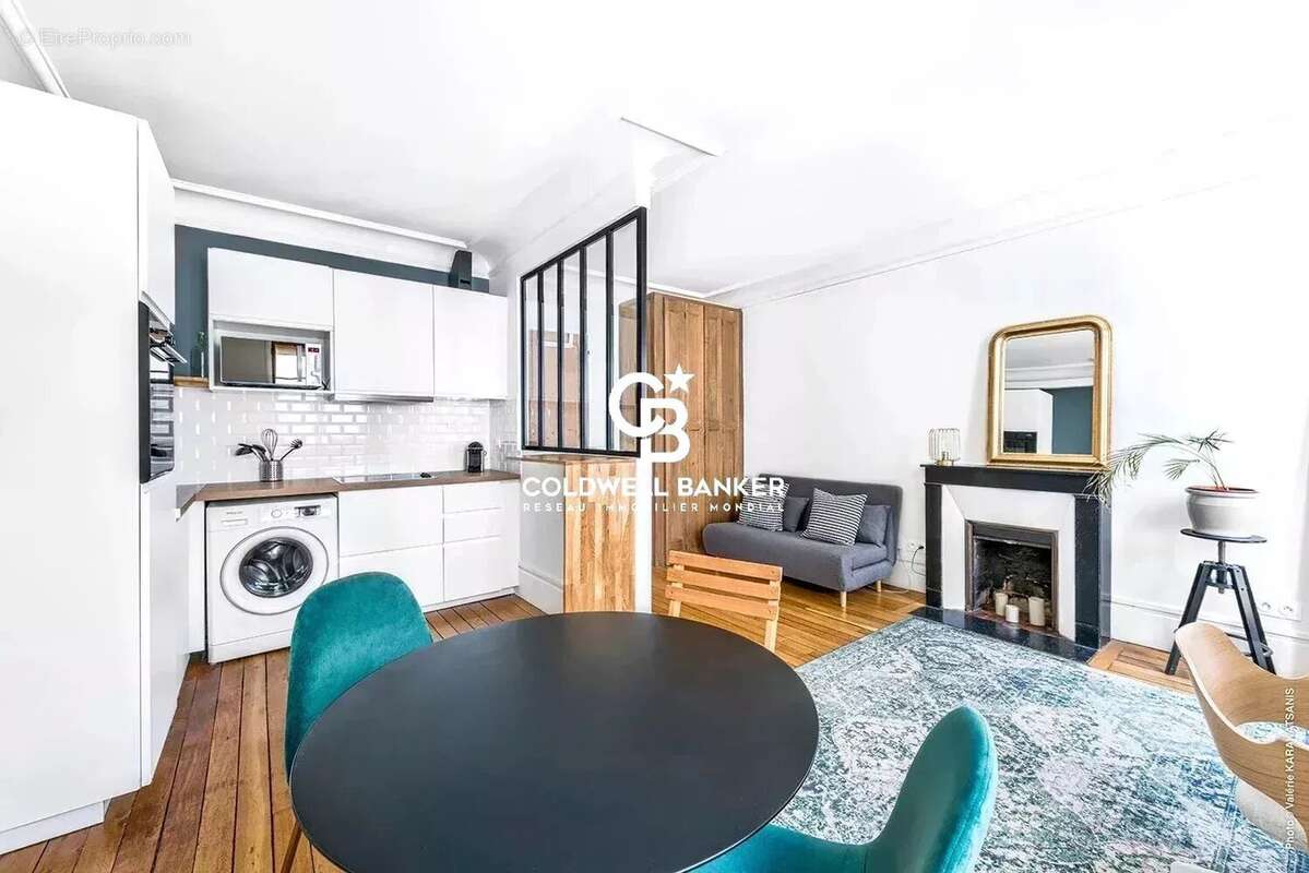 Appartement à PARIS-7E