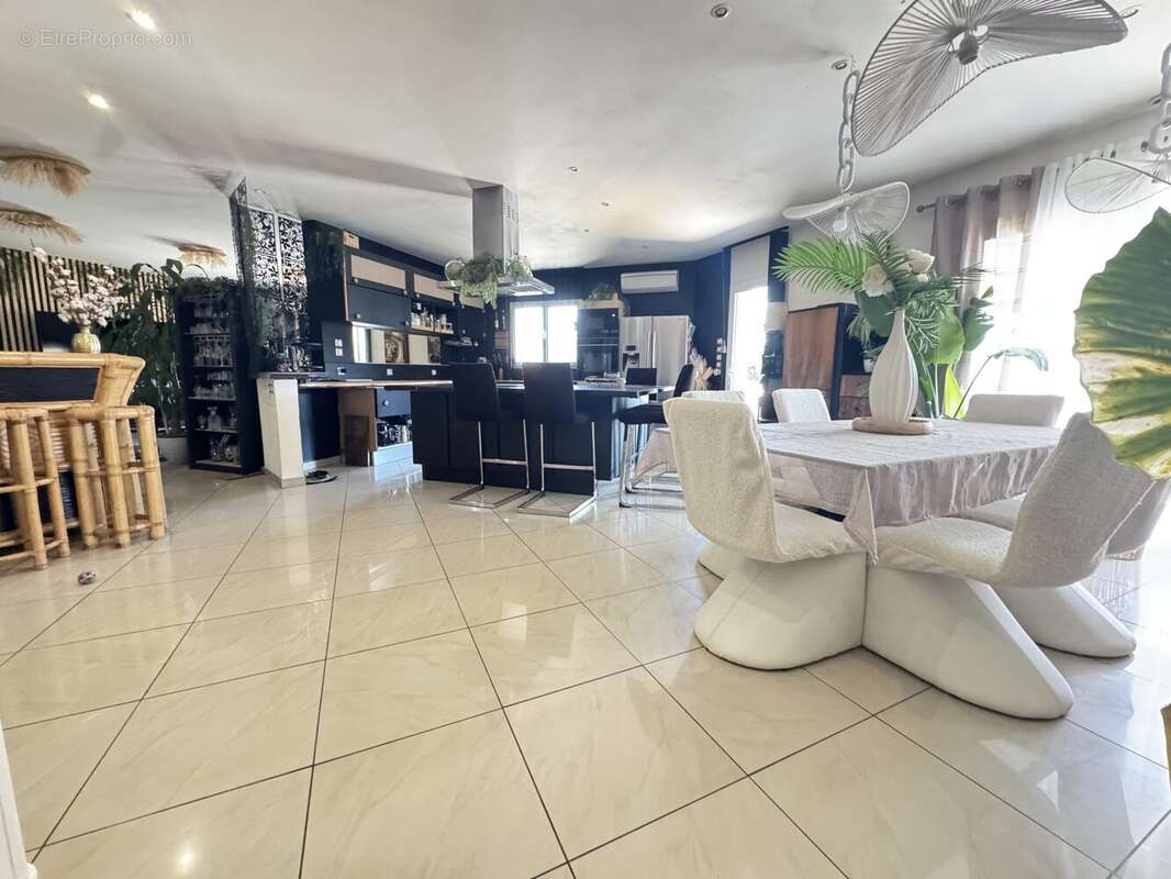 Maison 160 m² à Montlucon  - photo 9