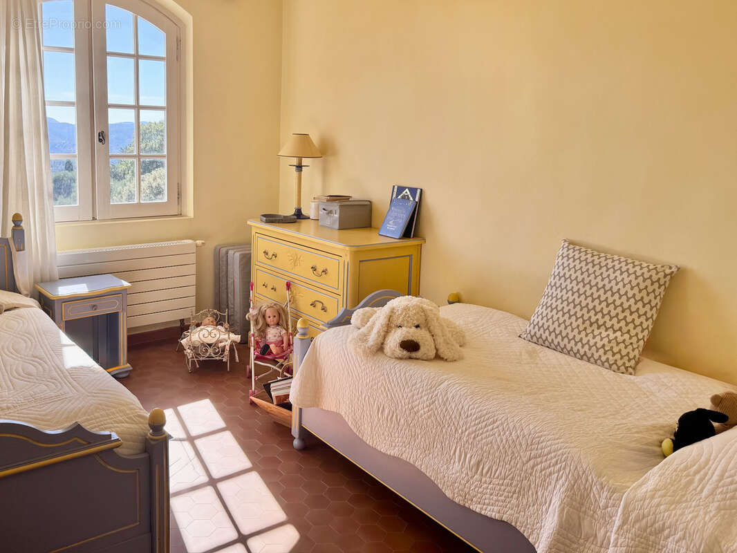 Maison à SPERACEDES