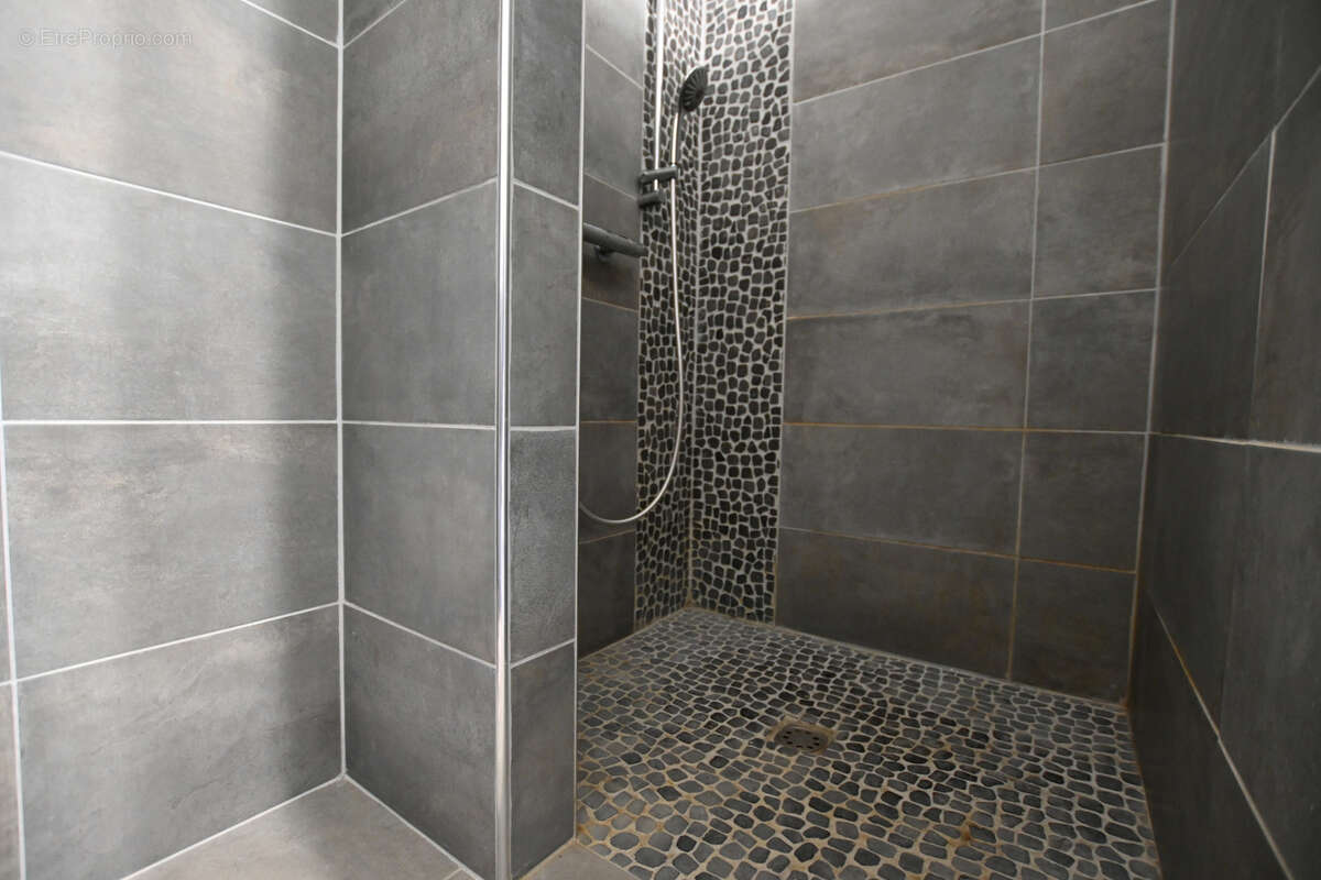 Maison à COURCELLES-FREMOY