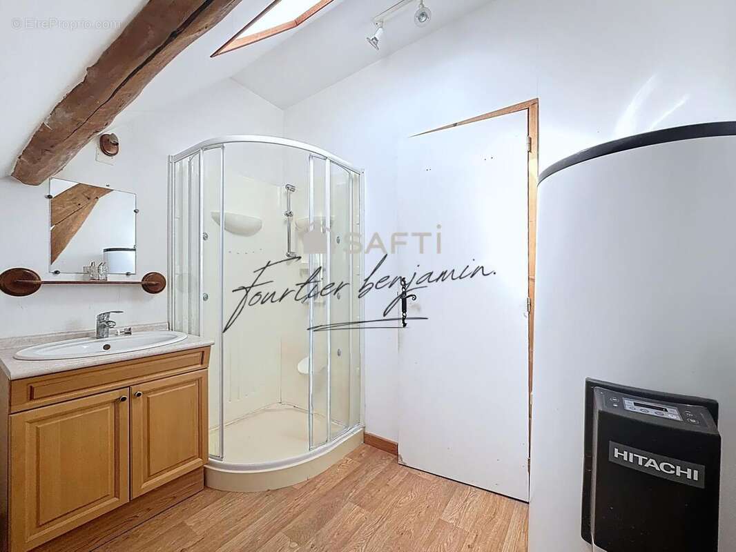 Maison 122 m² à Donnemarie-Dontilly  - photo 8