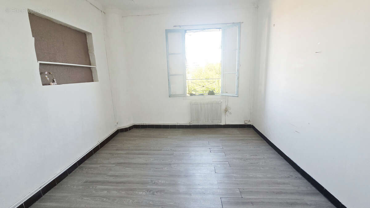 Lot de deux appartements avec cave. nice - estienne d'orves - photo 10
