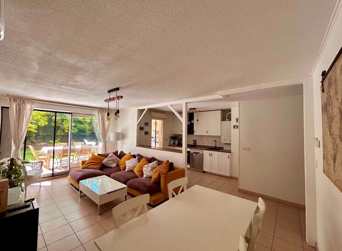 Appartement à MARSEILLE-13E