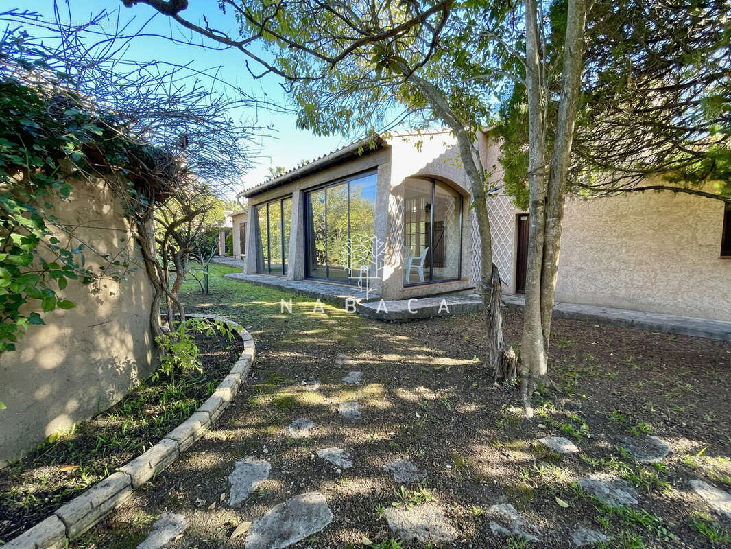 Maison à MOUANS-SARTOUX