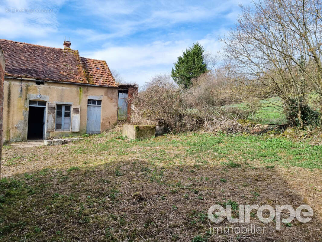 Maison à LUCY-LE-BOIS