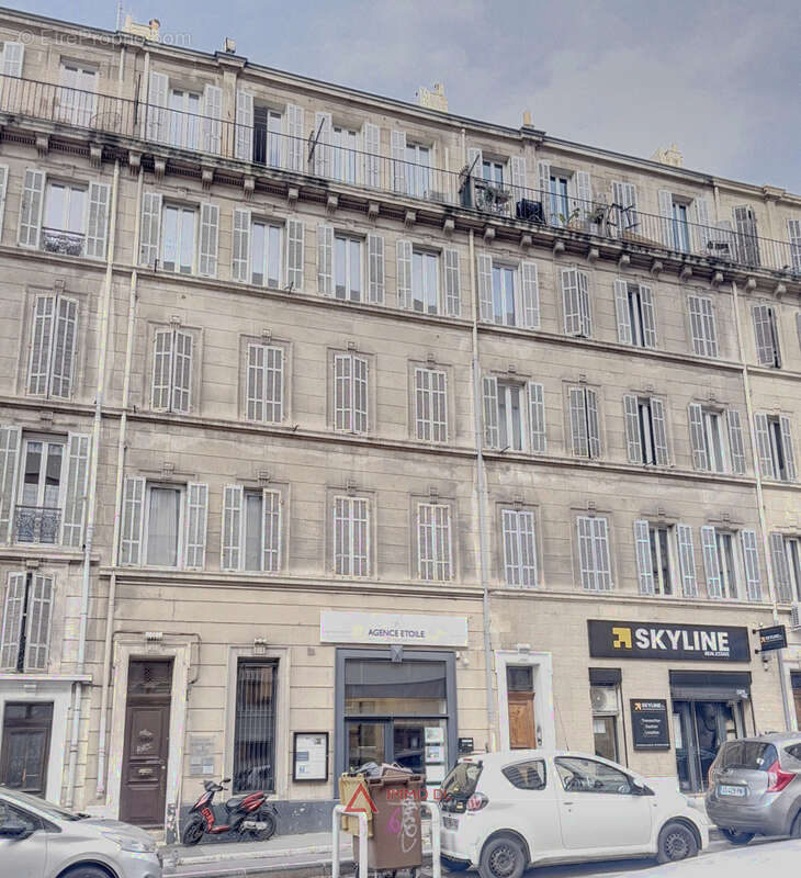 Appartement à MARSEILLE-6E
