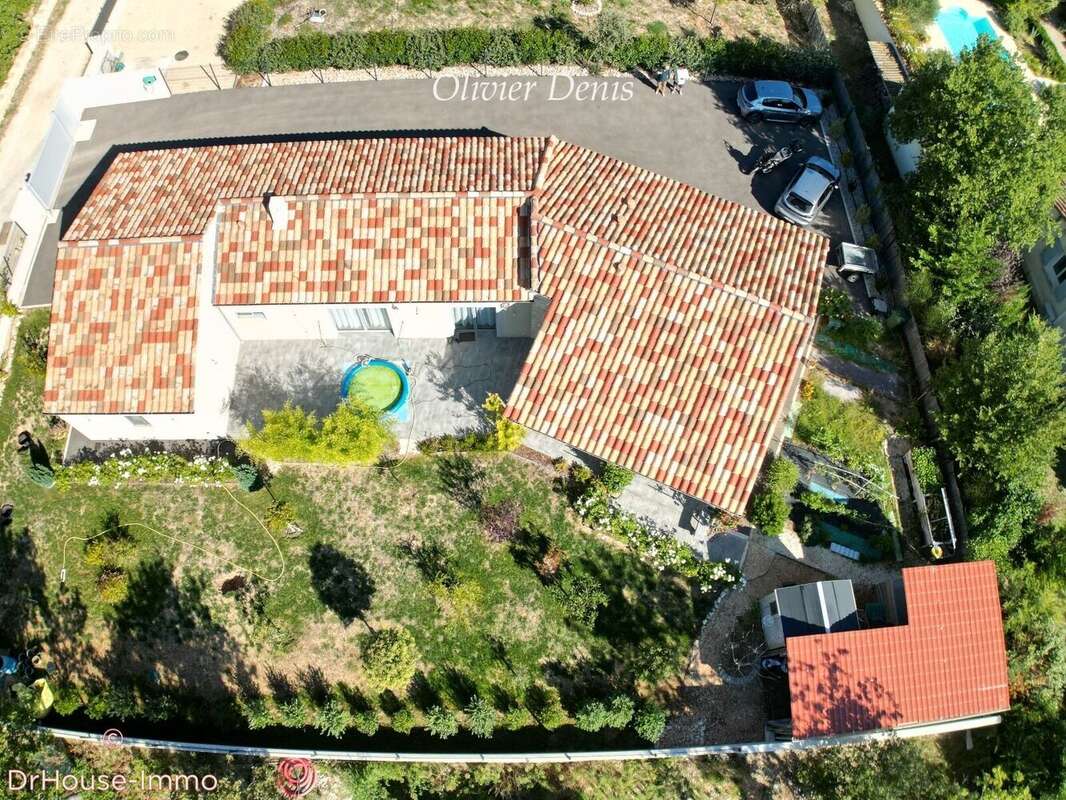 Maison à SAINT-SATURNIN-LES-APT