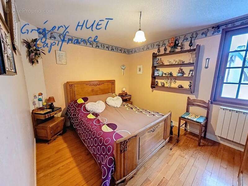 Maison à OUILLY-DU-HOULEY