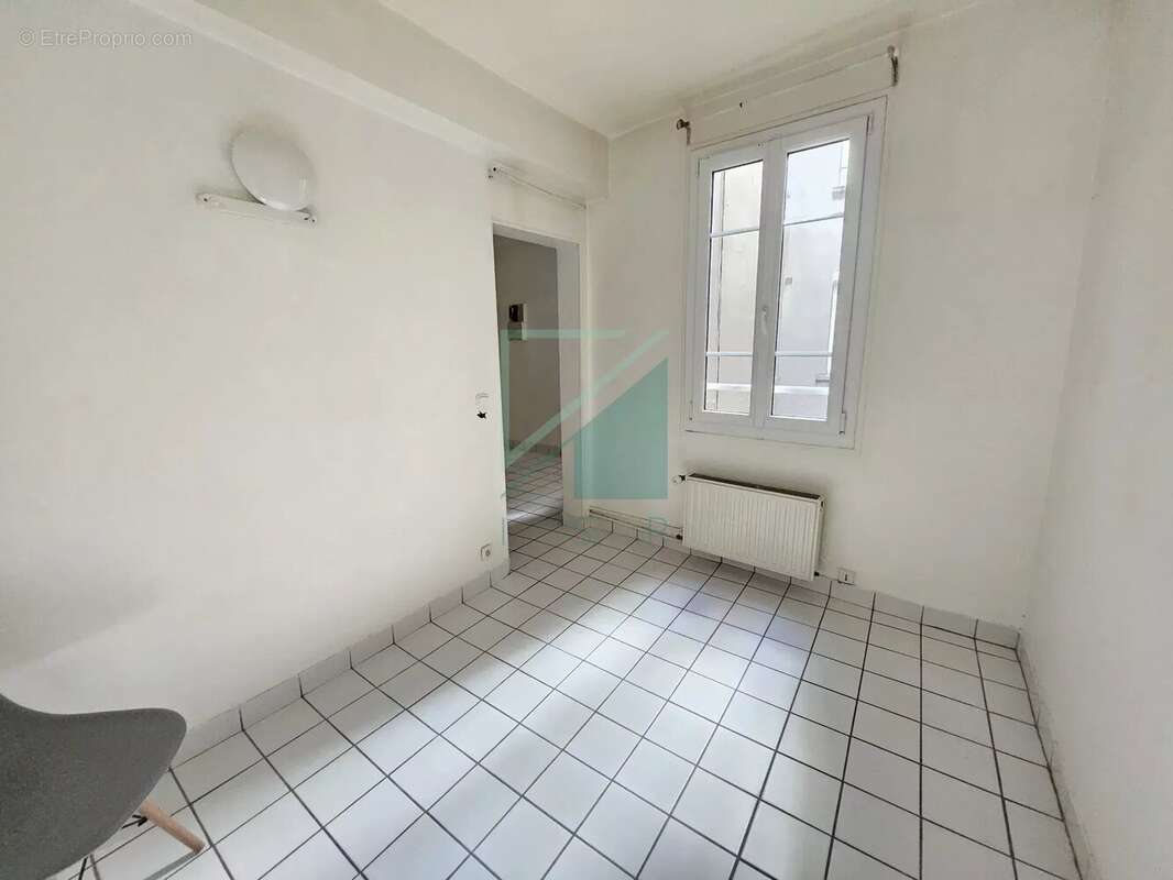 Appartement à PARIS-9E