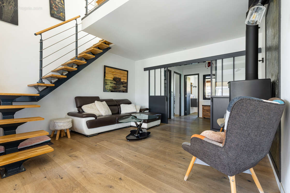 Maison à POISY
