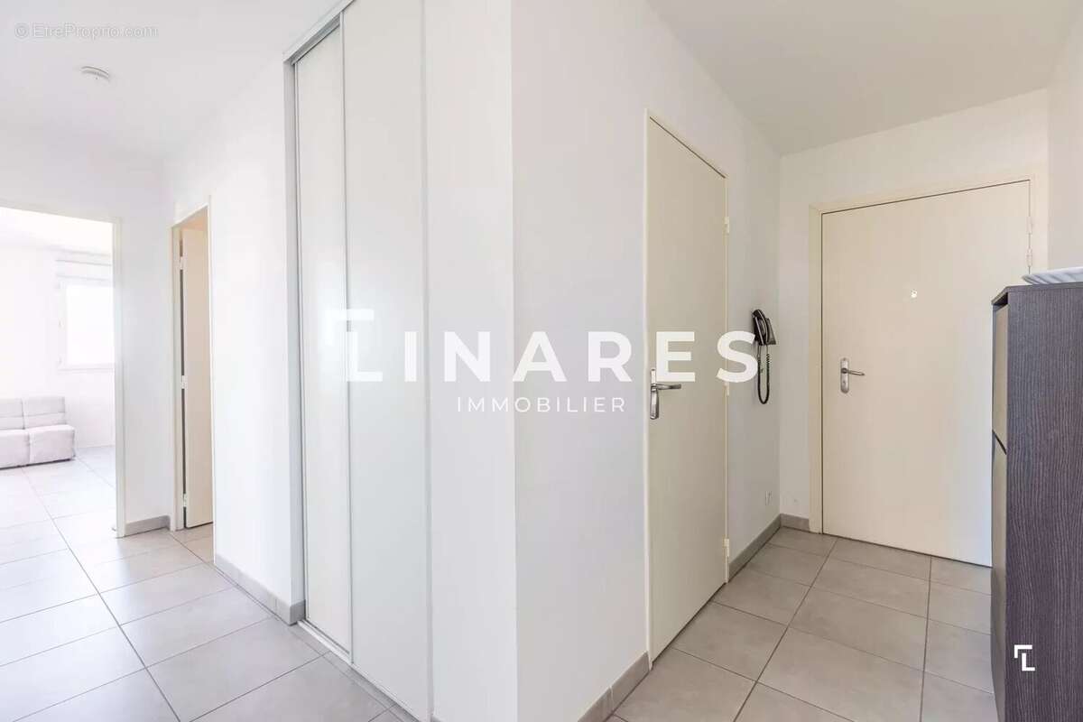 Appartement à MARSEILLE-2E