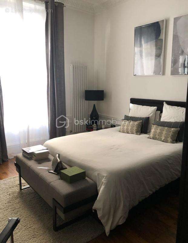 Neuilly-sur-Seine – Saint Dominique - 5 pièces haussmannien – 126 m² Carrez – Rez-de-chaussée calme et prêt à vivre - photo 11